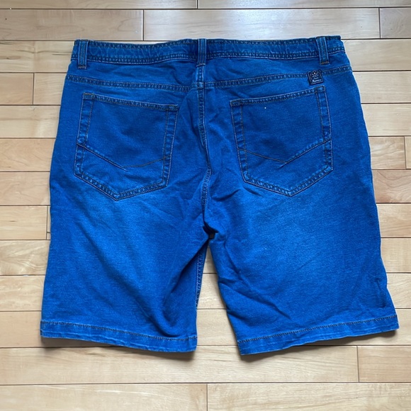 Mens Jean shorts - Picture 3 of 6
